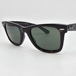 Ray-Ban RB2140 902 Wayfarer Classic Tortoise Frame G-15 Green Lens Sunglasses